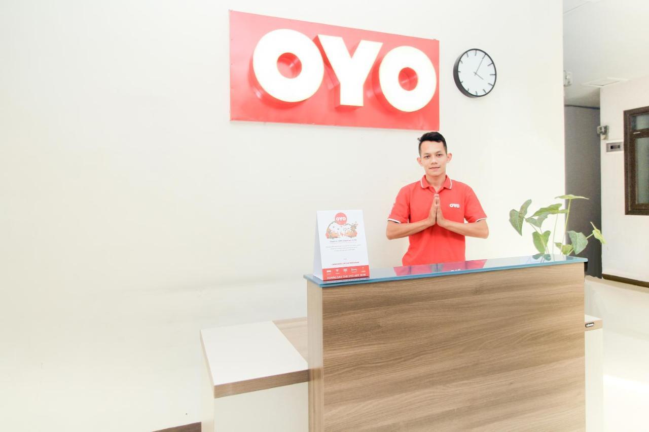 Oyo 204 Blessing Residence Surabaya Exteriör bild