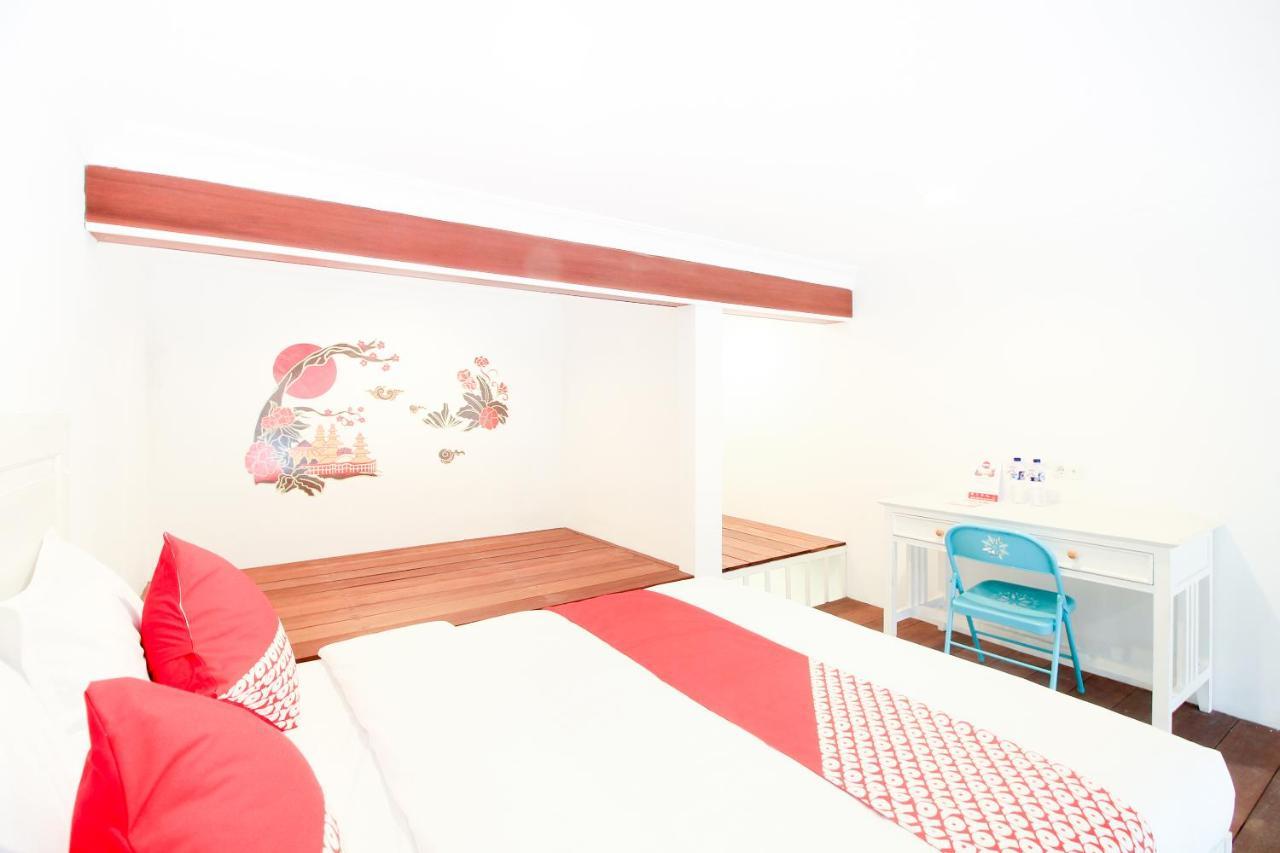 Oyo 204 Blessing Residence Surabaya Exteriör bild