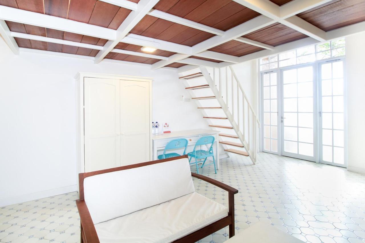 Oyo 204 Blessing Residence Surabaya Exteriör bild
